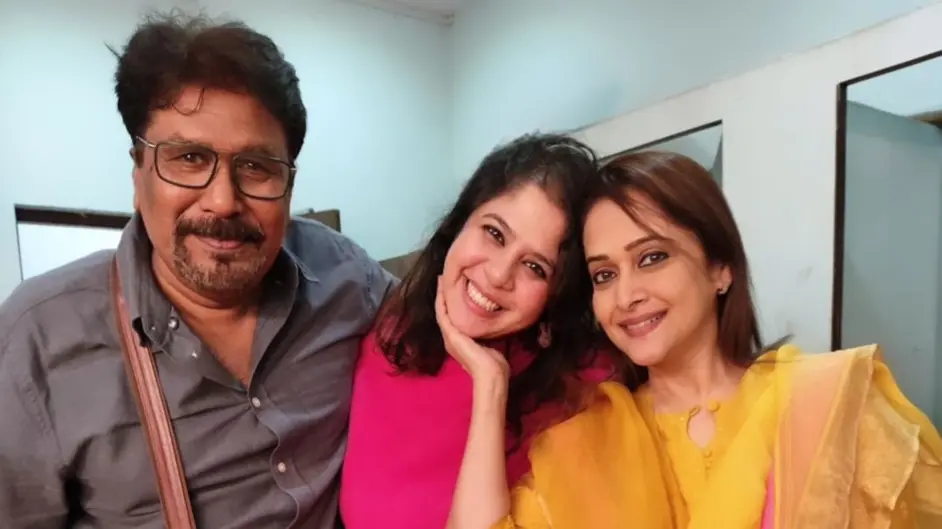 Son Pari's 'Frooty' Reunites With Mrinal Kulkarni, Ashok Lokhande, Fans Say 'Ek Aur Season Please' The cast of Son Pari reunites