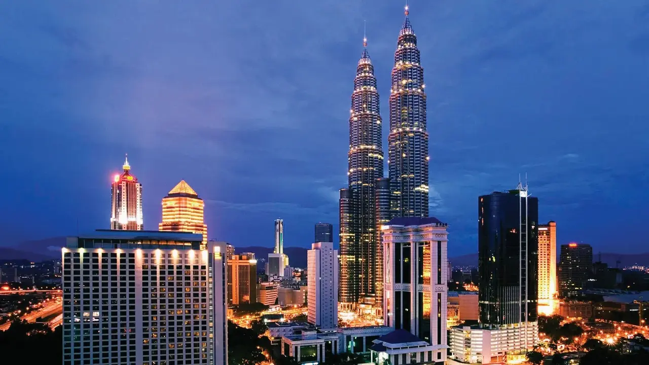 Travel 2025: Must Visit Budget-Friendly Spots To Visit In India and Abroad The cityscape view from the iconic Twin Towers to a great shopping escape, Kuala Lumpur is a must-visit destination in 2025.