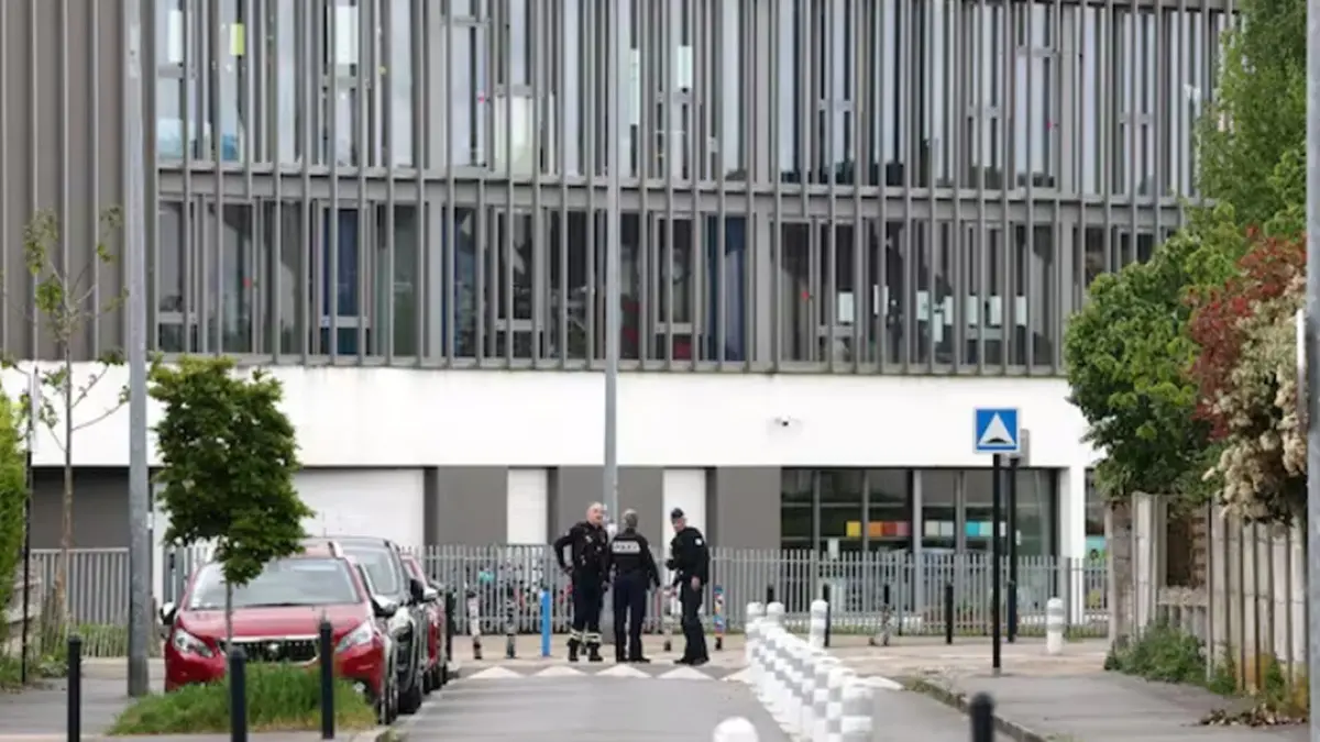 BREAKING: 15-Year-Old Goes on Stabbing Spree in France; One Dead, Three Injured The incident took place during the lunch break at Notre-Dame-de-Toutes-Aides High School,