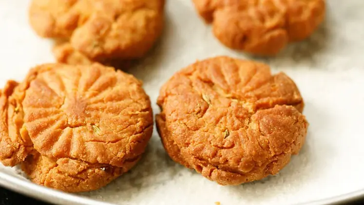 Celebrate Day 4 Of Chhath Puja 2024 With Traditional Sweetness Of Thekua Thekua