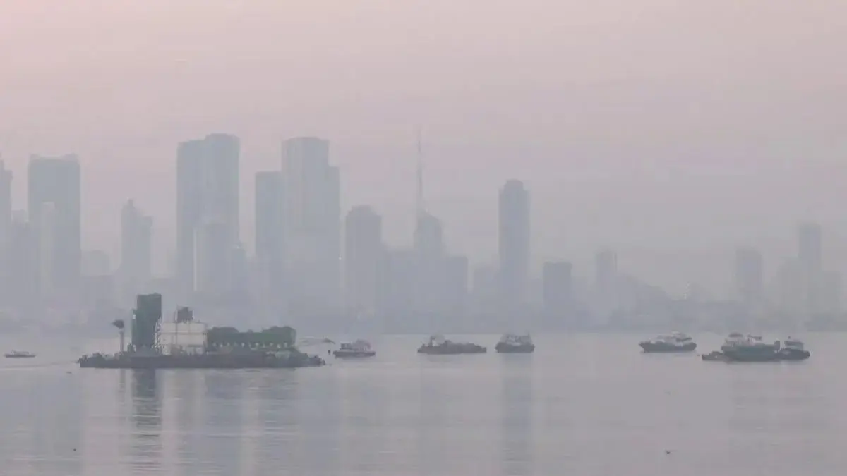 Thin Layer Of Smog Covers Mumbai's Bandra As AQI Hits 123