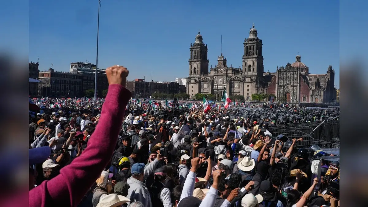 Thousands Protest Crime And Corruption In Mexico City As ‘Gen Z’ Protests Gain Momentum Thousands Protest Crime And Corruption In Mexico City As ‘Gen Z’ Protests Gain Momentum