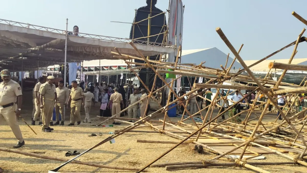 Three Injured As Political Cutout Collapses In Karnataka's Hubballi