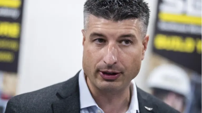 Republican Tom Barrett Wins Election to U.S. House in Michigan's 7th Congressional District Republican Tom Barrett wins election to U.S. House in Michigan's 7th Congressional District