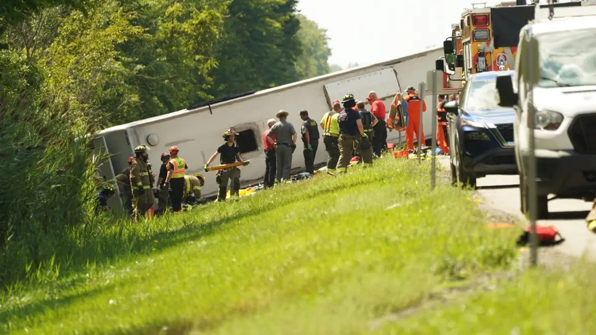 Tour Bus From Niagara Falls To New York City Crashes And Rolls On I-90 Near Pembroke, Killing Multiple Passengers Tour Bus From Niagara Falls To New York City Crashes And Rolls On I-90 Near Pembroke, Killing Multiple Passengers