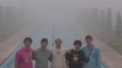 Tourists shared images of Taj Mahal covered in thick smog, now going viral