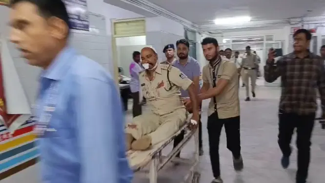 Tribal Mob's Deadly Justice In Mauganj: Kills Kidnapped Man, Assaults Police Officer To Death