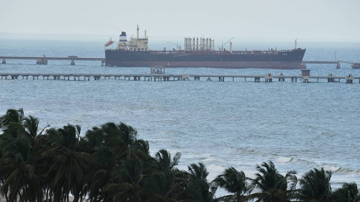 Trump Holds Event With Rubio And Hegseth At Mar-a-Lago Resort As Venezuela Standoff Escalates