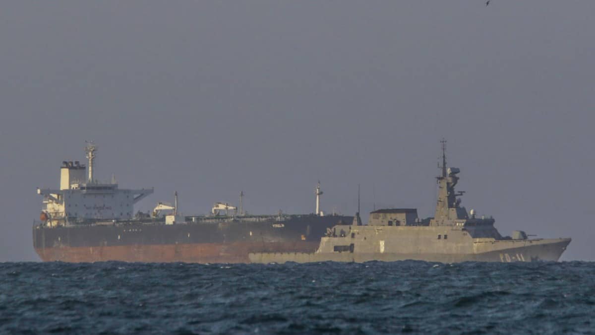 Trump Ramps Up Pressure On Maduro, Orders Complete Blockade Of All ‘Sanctioned' Venezuela Oil Tankers