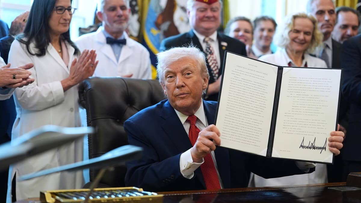 Trump Signs Order Reclassifying Marijuana As Less Dangerous: What It Means For Cannabis Regulation