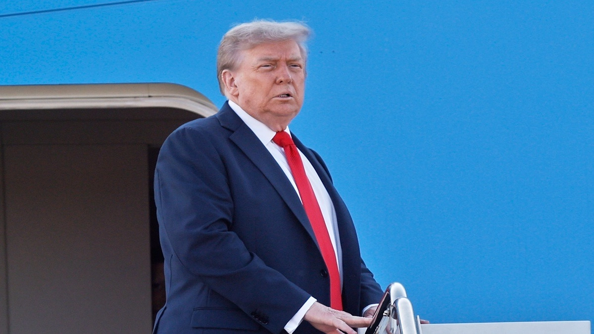 Trump Warns Putin Of Severe Consequences Ahead Of Alaska Summit Trump Warns Putin Of Severe Consequences Ahead Of Alaska Summit