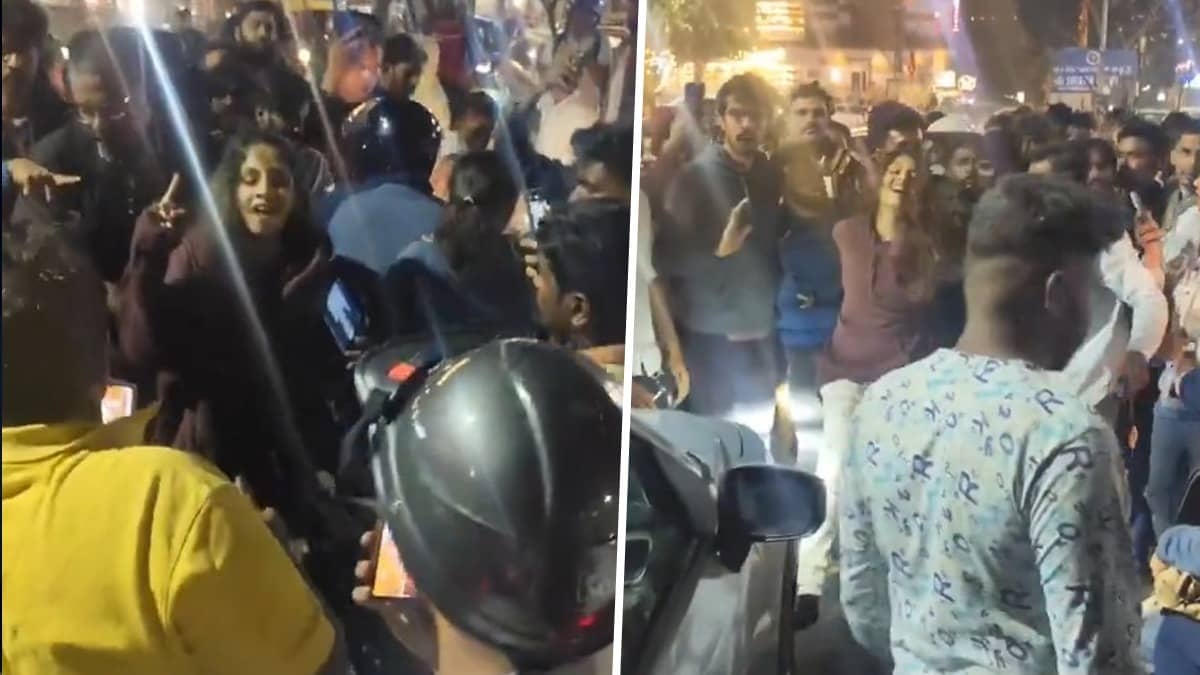 Two 'Drunk' Women Held For Assaulting Cab Driver In Bengaluru | Viral Video