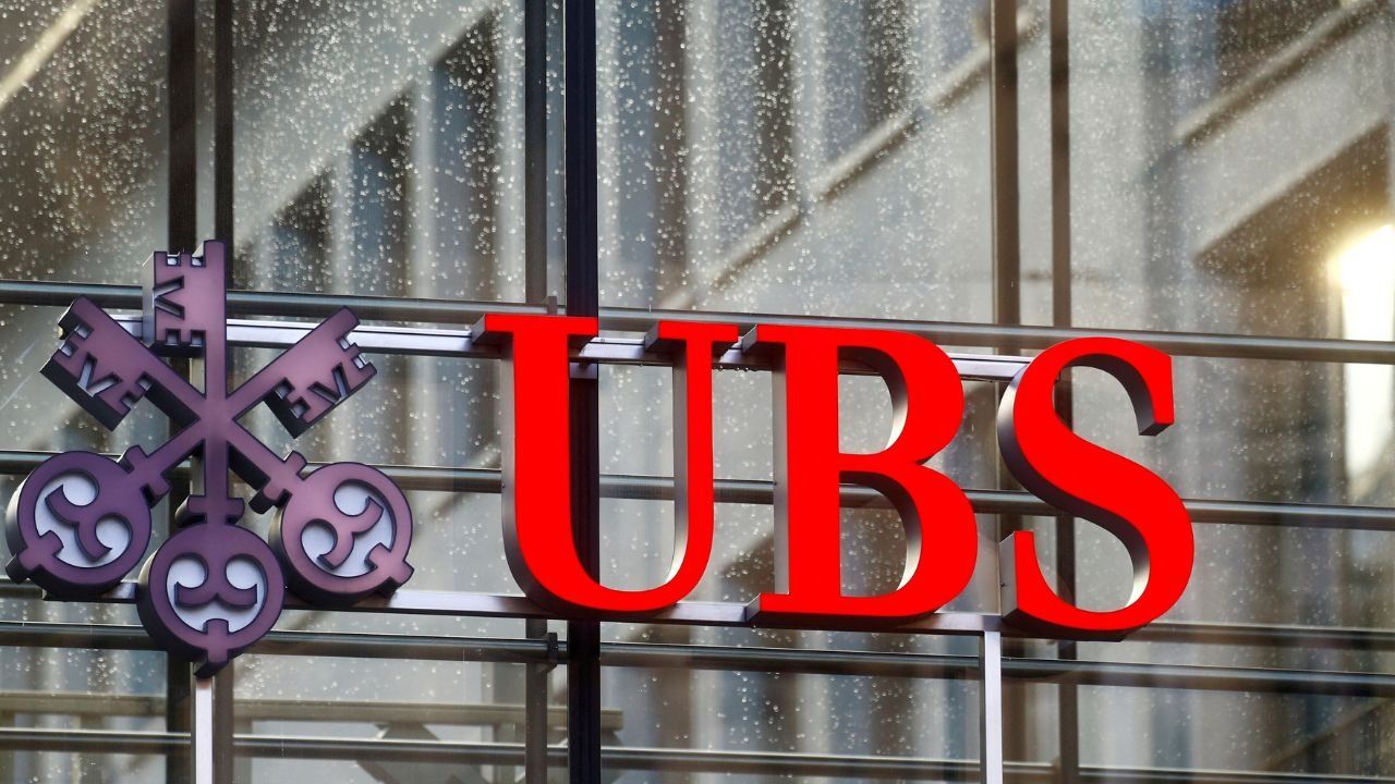 UBS Tech Chief Says Credit Suisse Integration Is On Track After Test ...