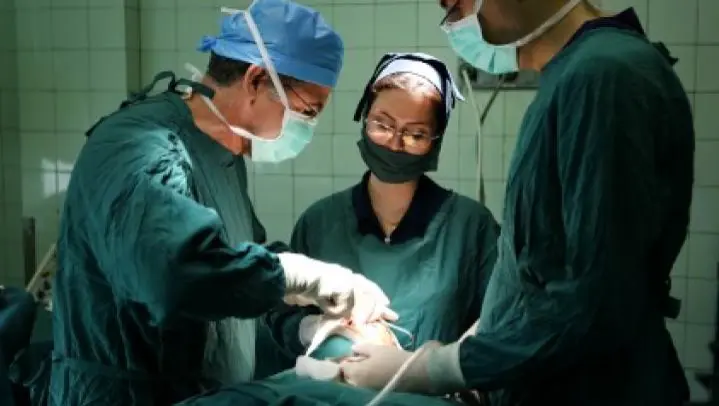 UK Man Found to Have 3 Penises in Ultra-Rare Condition, a 1st in Adults UK Man With 3 Penises