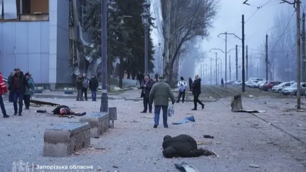 Russian Missile Attack in Southern Ukraine Kills 13 civilians Ukraine