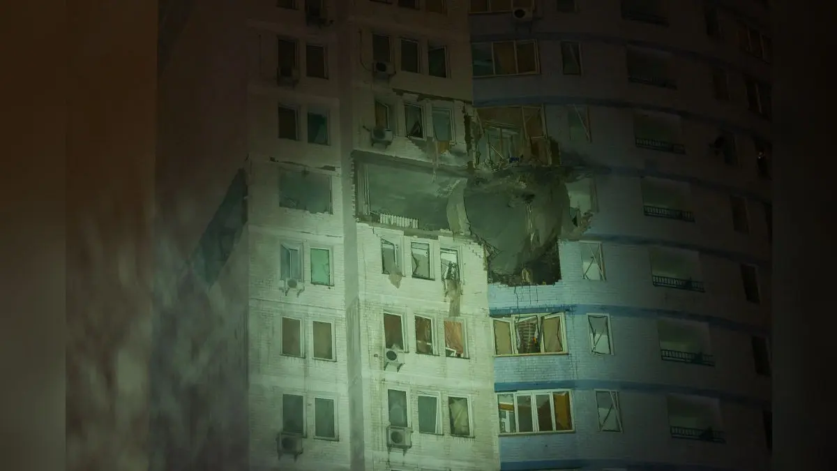 Ukrainian Drones Set Fire to Russian Oil Depot After Moscow Launches New Hypersonic Missile