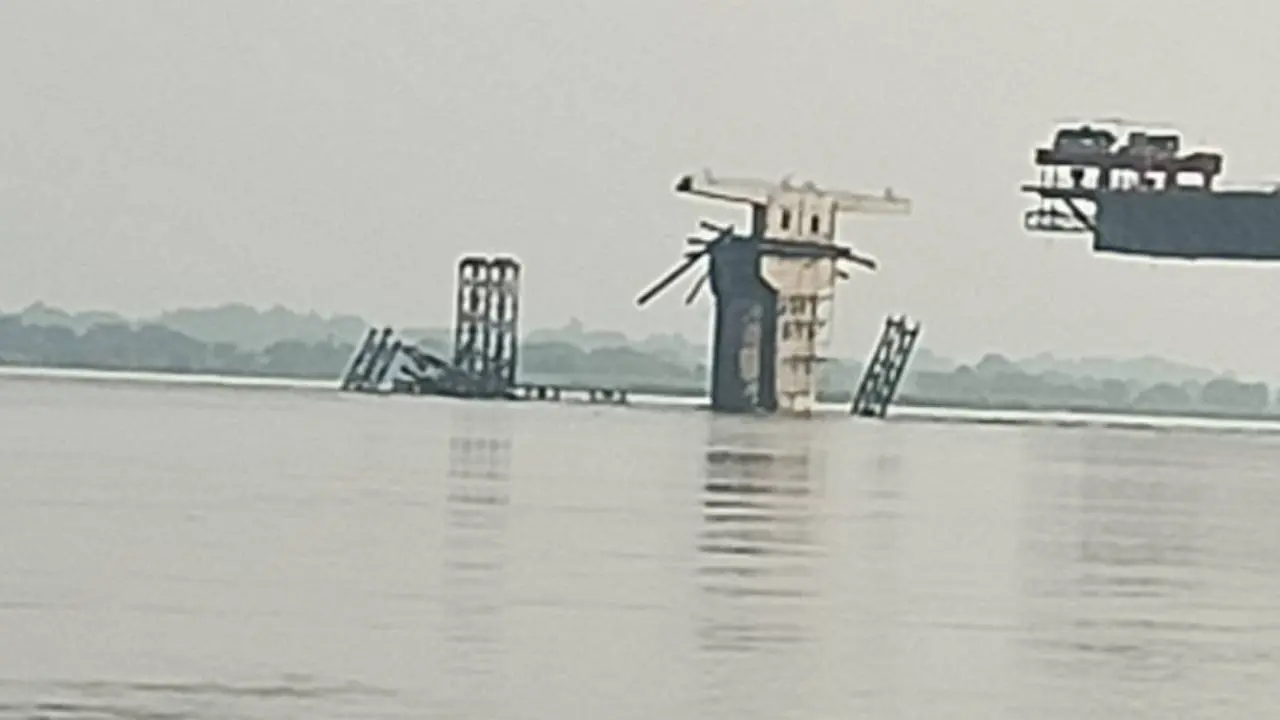 under-construction bridge collapse in bhagalpur