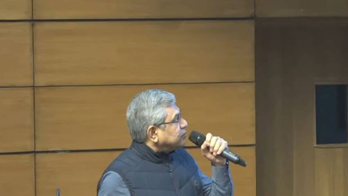 republicworld.com - Asian News International - India Slashes Coal Imports 7.9% in FY25, Hits Record 1.048 Bn Tonne Domestic Output