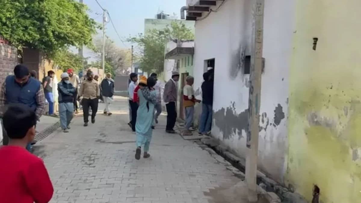 UP Horror: Man Allegedly Kills 19-Year-Old Sister Over Her Inter-Faith Relationship, Calls Police To Confess