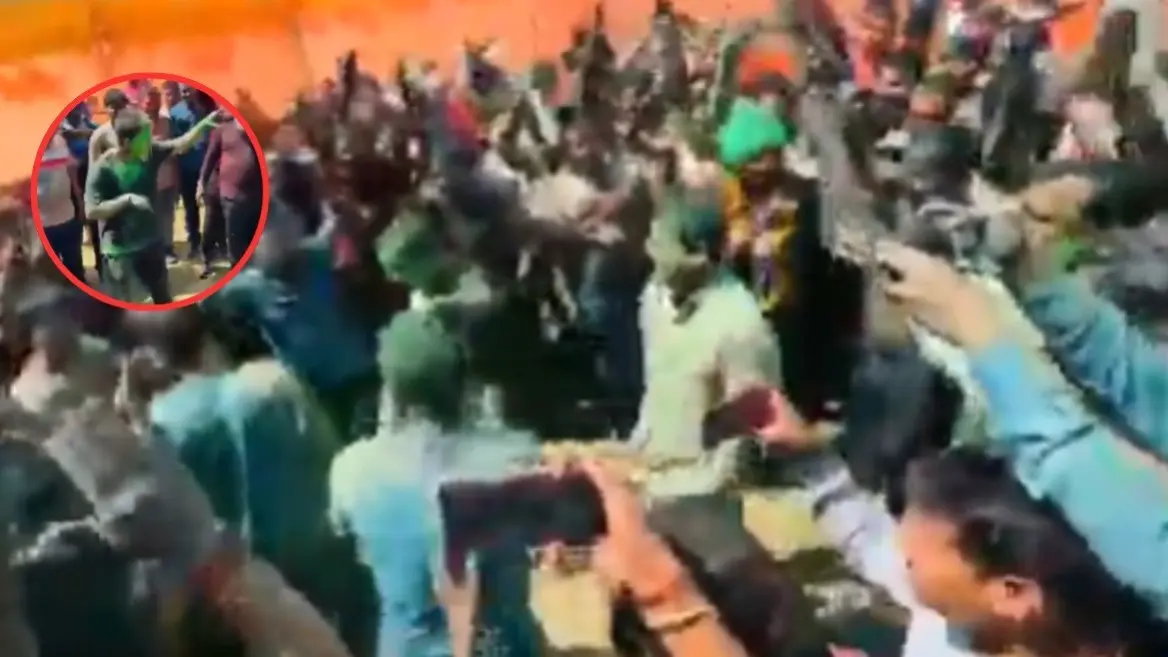 UP Police: 'मेरा बालम थानेदार चलावे जिप्सी...', गाने पर SP ने जमकर मचाया धमाल, पुलिसकर्मियों ने भी खूब लगाए ठुमके- VIDEO UP Police Dance Video