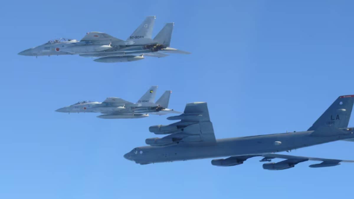 US Bombers Join Japanese Jets in Show of Force After China-Russia Drills, Tokyo Says