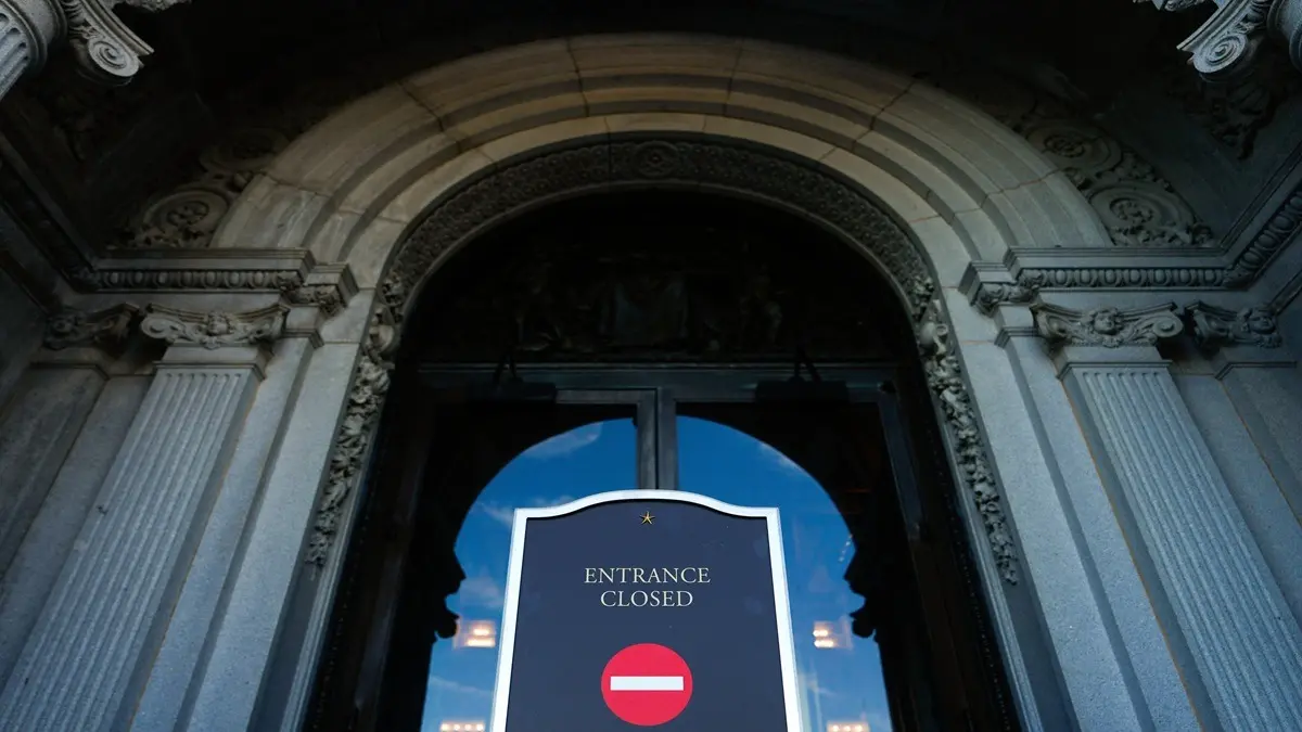 US Government Shutdown Blame Game: Poll Shows Divided Opinions On Who's To Blame US Government Shutdown Blame Game: Poll Shows Divided Opinions On Who's To Blame