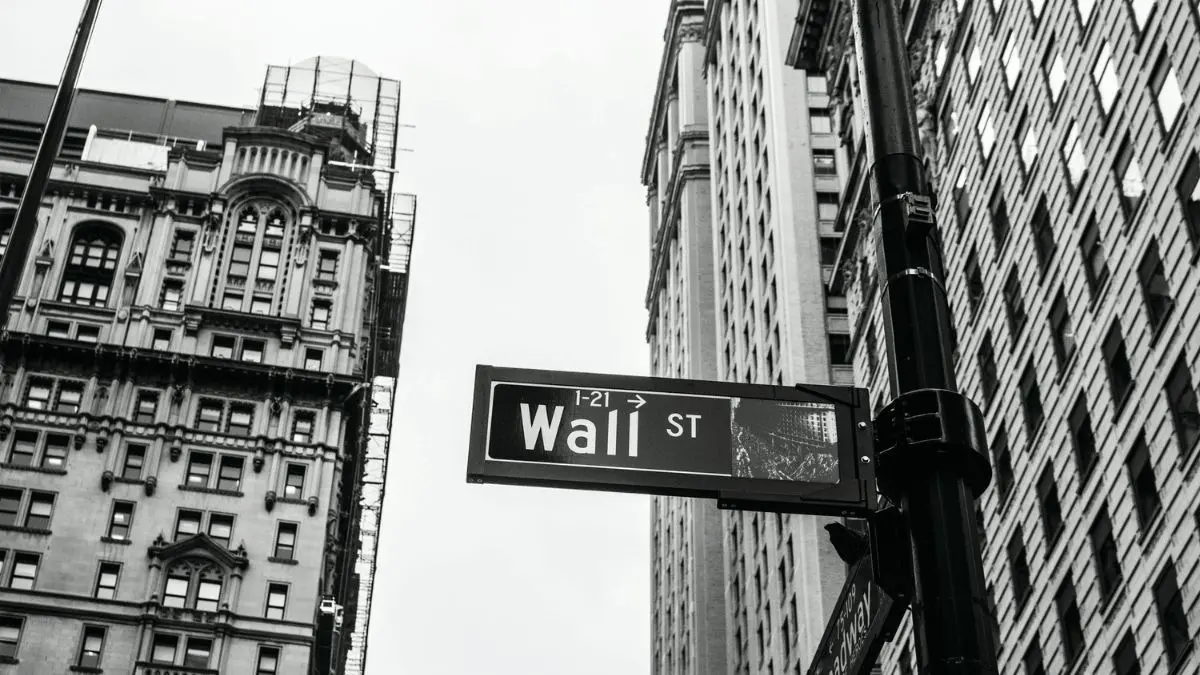 U.S. Stocks Surge After Tech Push As Microsoft’s Market Cap Tops $4 Trillion U.S Stocks I Microsoft