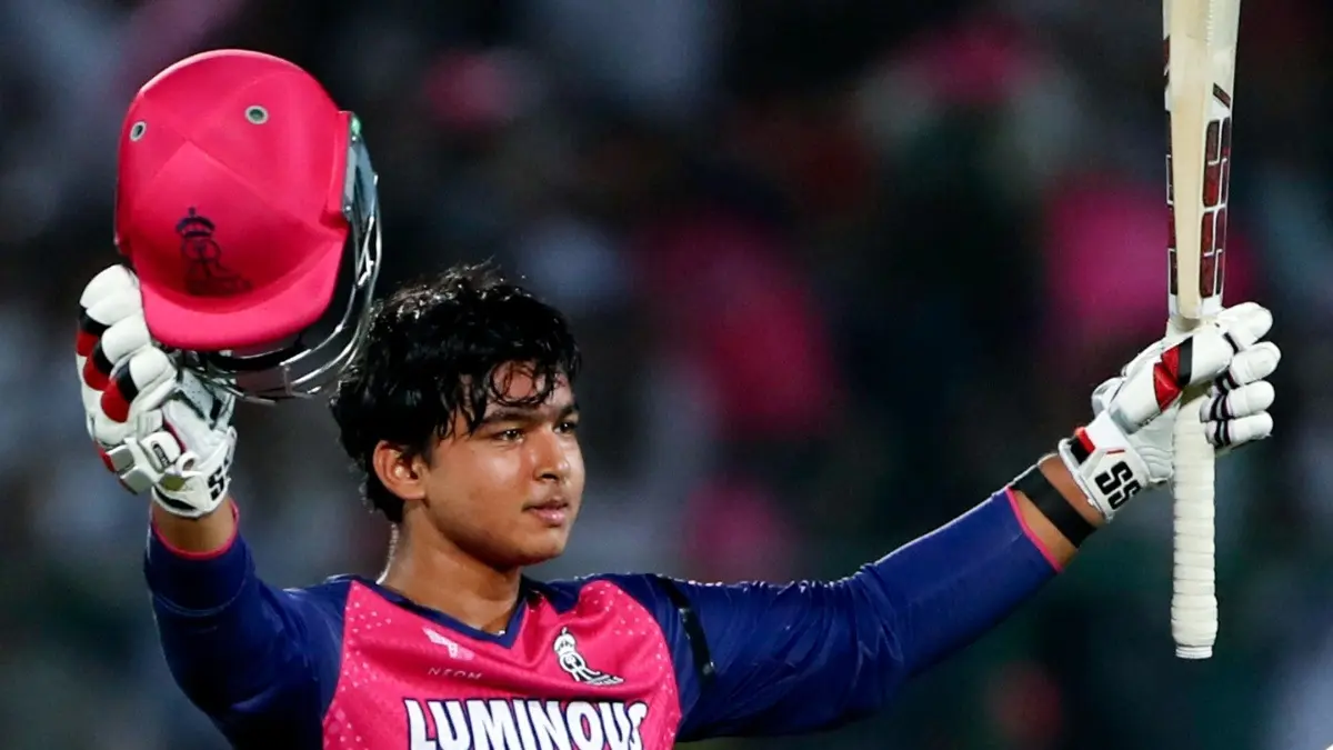 Former RCB Coach Hails 14-Year-Old 'Fearless' Vaibhav Suryavanshi's 35-Ball Century, Draws Comparison To Sachin Tendulkar Vaibhav Suryavanshi