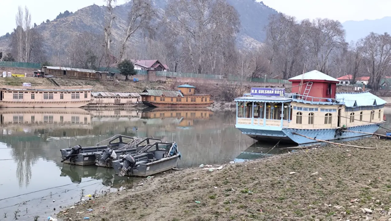Vanishing Springs, Drying Rivers: Is Kashmir On Brink Of Water Disaster? Vanishing Springs, Drying Rivers: Is Kashmir On Brink Of Water Disaster?