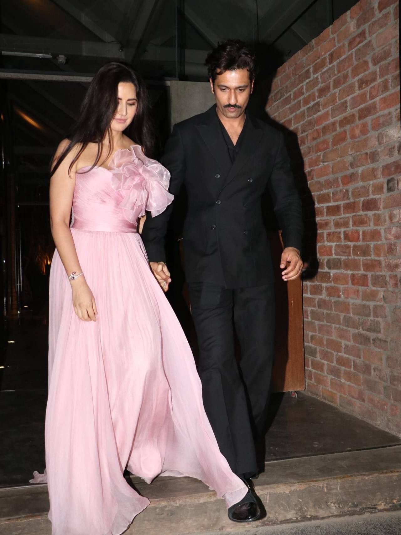 [Image: vicky-kaushal-katrina-kaif-1741497781536-3_4.webp?q=70]