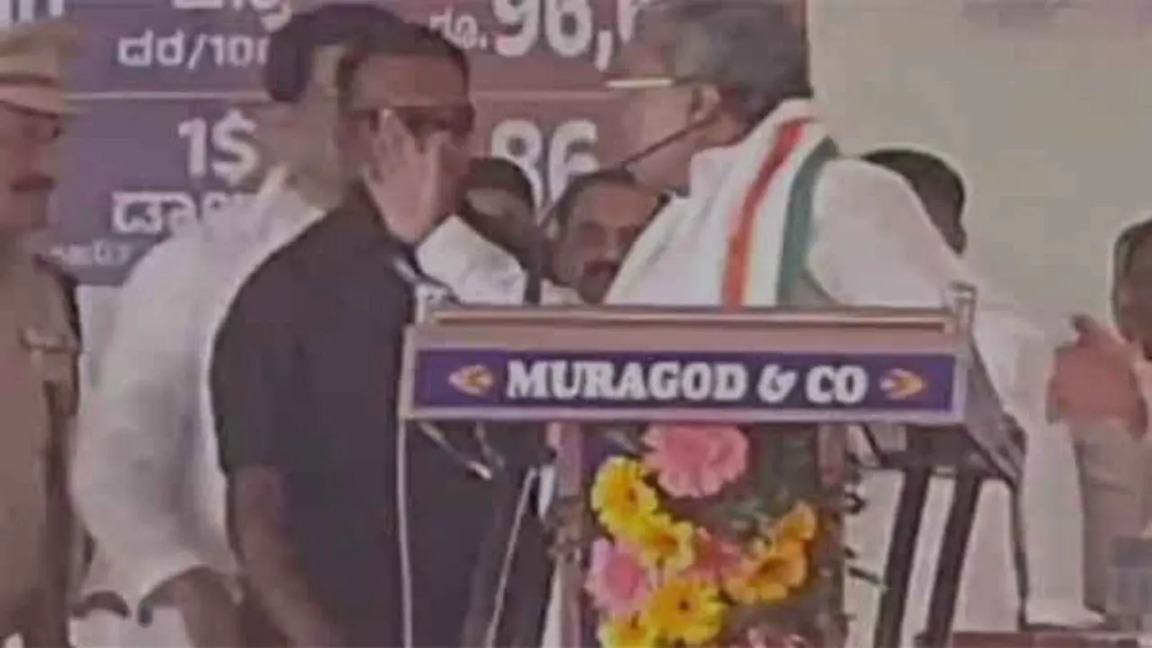 VIDEO: Furious With Arrangements, Siddaramaiah Allegedly Raises Hand To Slap Senior Cop At Public Event