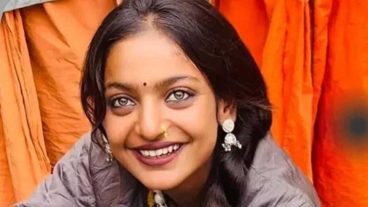 Viral Girl Monalisa