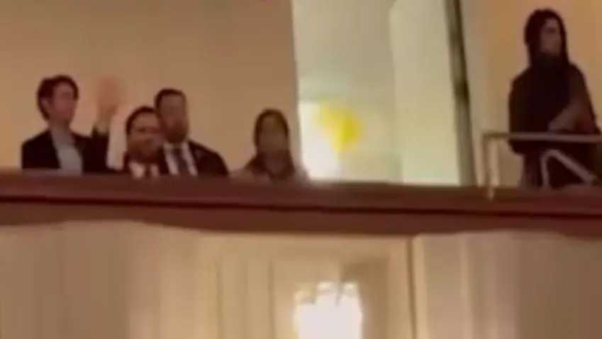 Viral Video: JD Vance Booed at Kennedy Center, Protester Sparks Outrage