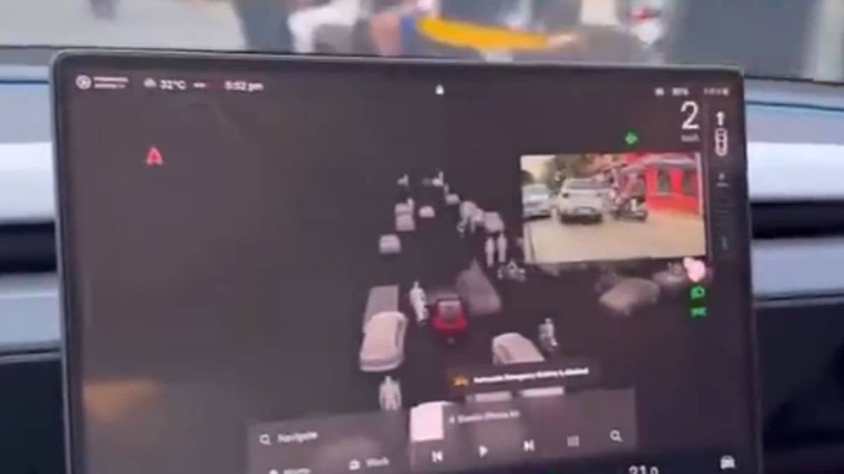 Viral Video Shows Tesla Vehicle Navigating Indian Roads, Internet Reacts