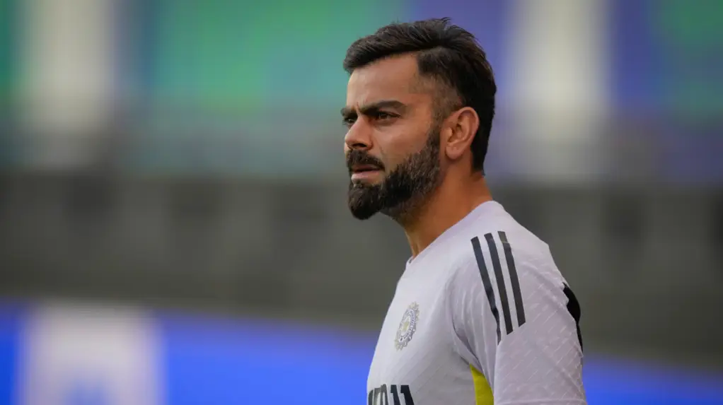 Champions Trophy 2025: Virat Kohli Makes Early Appearance at Training, Sharpens Skills Against Spin for IND vs PAK Clash