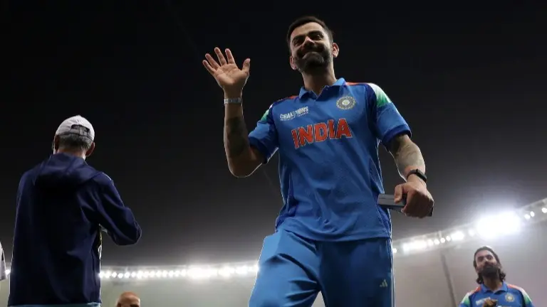 Injury SCARE For Virat Kohli Ahead of India's ICC Champions Trophy 2025 Final vs New Zealand - REPORT Virat Kohli INJURED?
