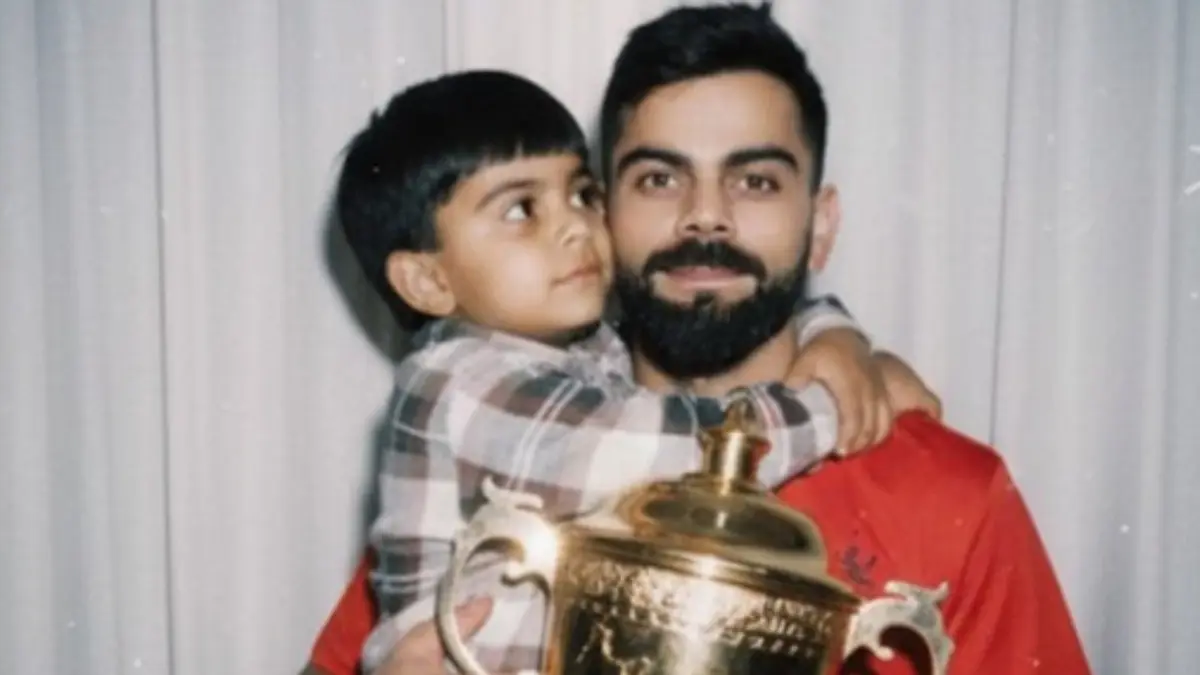 Virat Kohli Holding IPL Trophy With His Childhood Self on Lap is Treat For RCB Fans; Nano Banana AI Pic Goes Viral Virat Kohli
