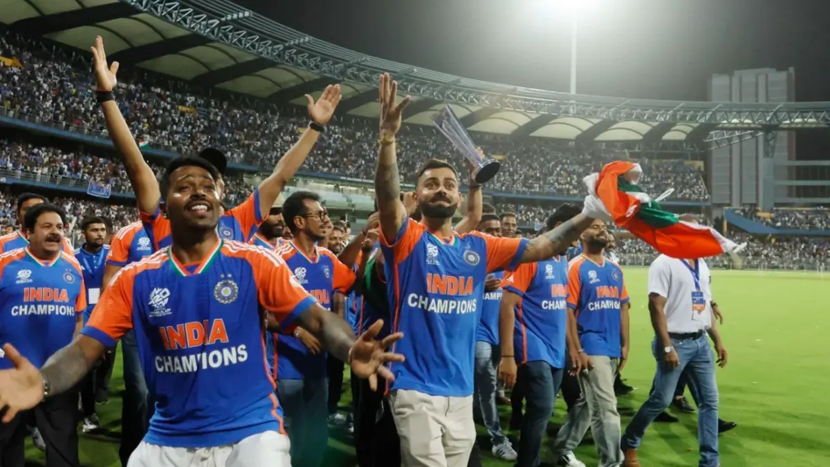 Virat Kohli and Hardik Pandya celebrate India's second World T20 win at the Wankhede Stadium
