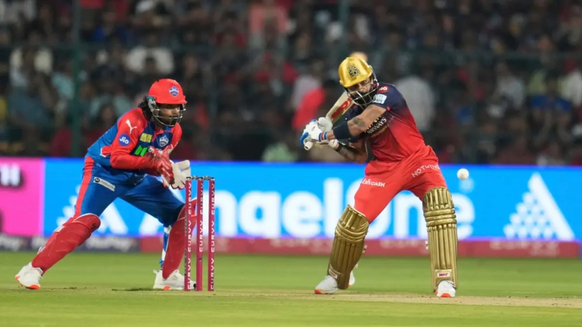 Virat Kohli in action during RCB vs DC clash in IPL 2025