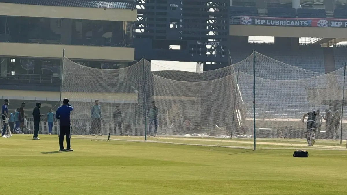Rohit Sharma, Virat Kohli Practice Together in Ranchi Ahead of 1st ODI vs South Africa; Pics Go Viral Virat Kohli, Rohit Sharma