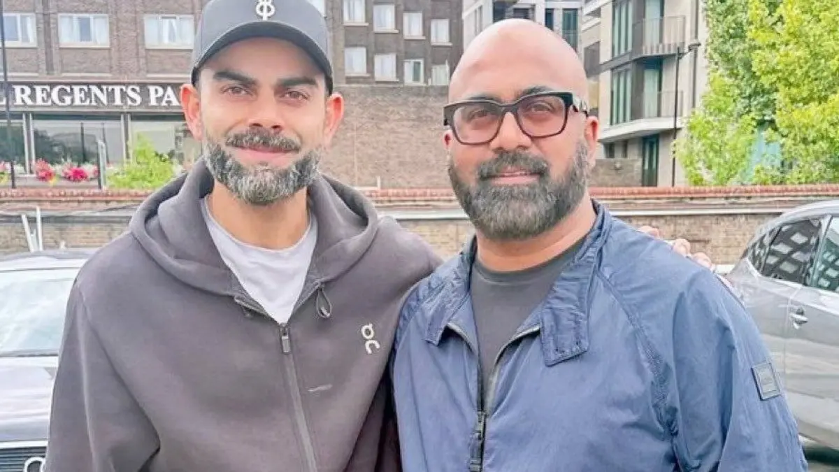 virat kohli greying beard photo viral spotted in london spectulation on odi retirement