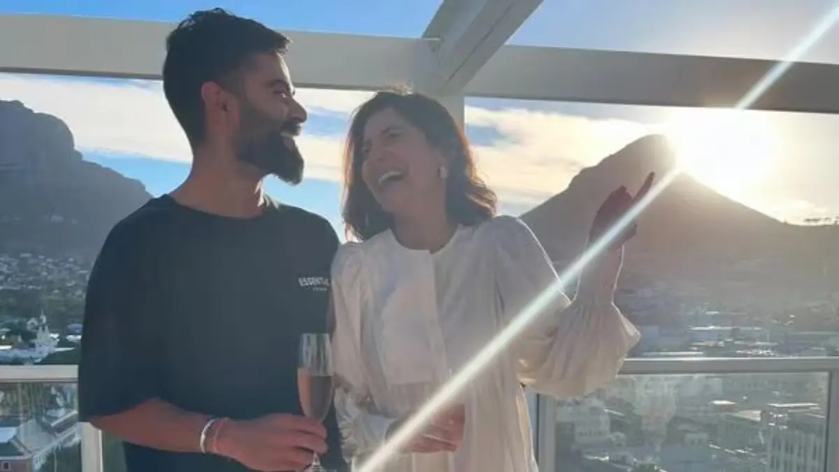 Virat Kohli with Anushka Sharma
