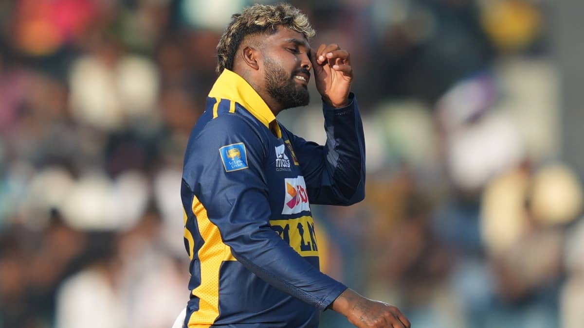 Wanindu Hasaranga during a match