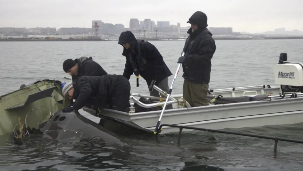 Washington Mid-Air Collision: Remains of 55 Out of 67 Passengers Recovered from Potomac River Washington Plane Crash