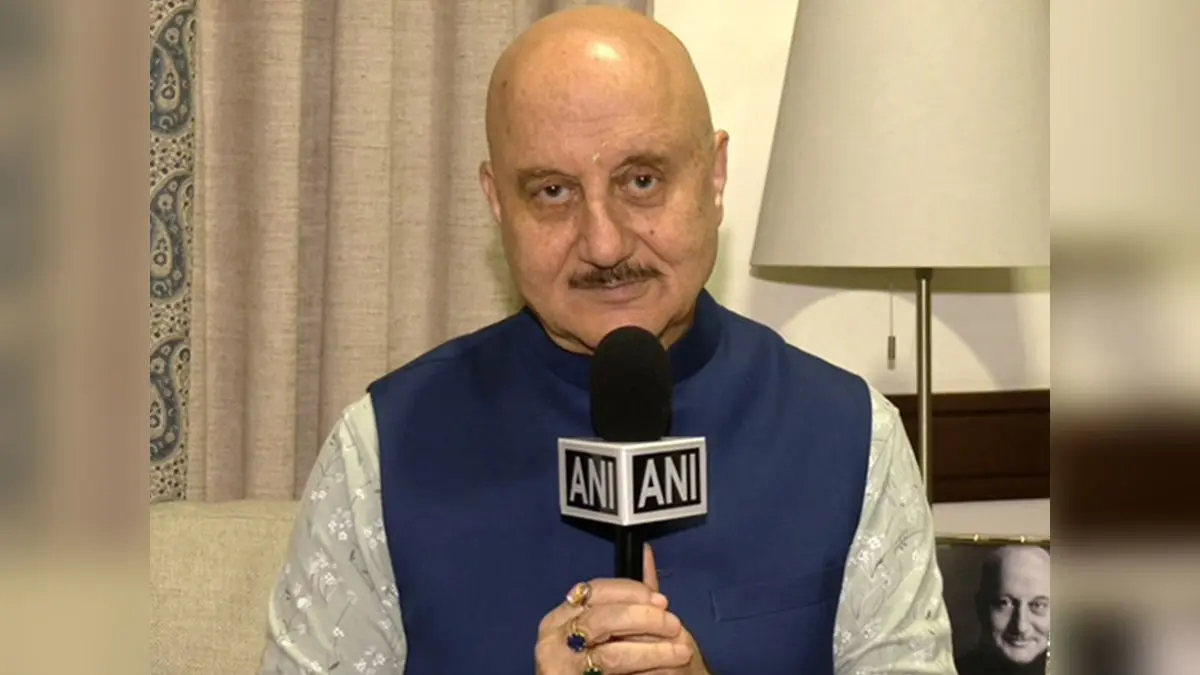 Watch: Anupam Kher's Emotional Heartfelt Birthday Message for PM Modi Watch: Anupam Kher's Emotional Heartfelt Birthday Message for PM Modi