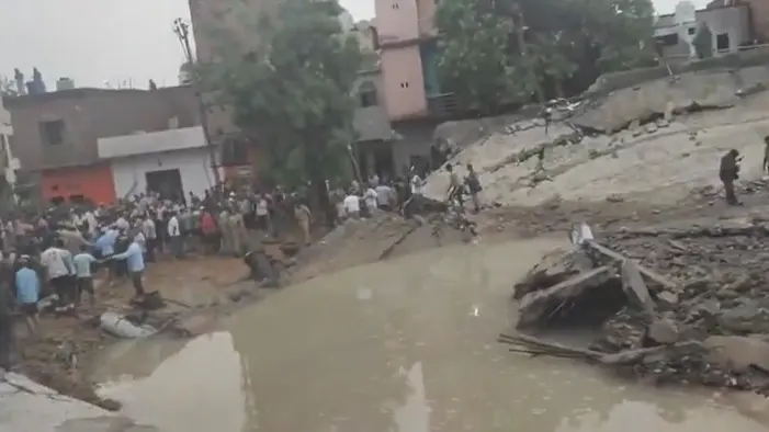 Water tank collapses in UP's Mathura