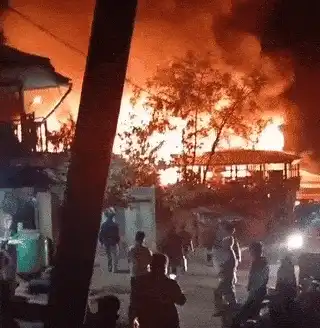 Two Injured, Over 15 Homes Destroyed in Massive Fire in Manipur's Moreh massive fire in Manipur's Moreh
