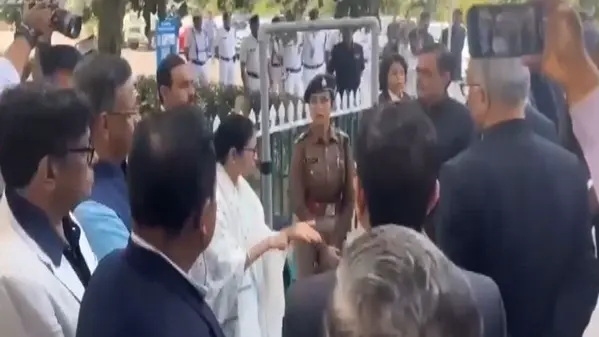 West Bengal CM Mamata Banerjee alleged that Kolkata police band was denied entry in Raj Bhawan for Republic Day event