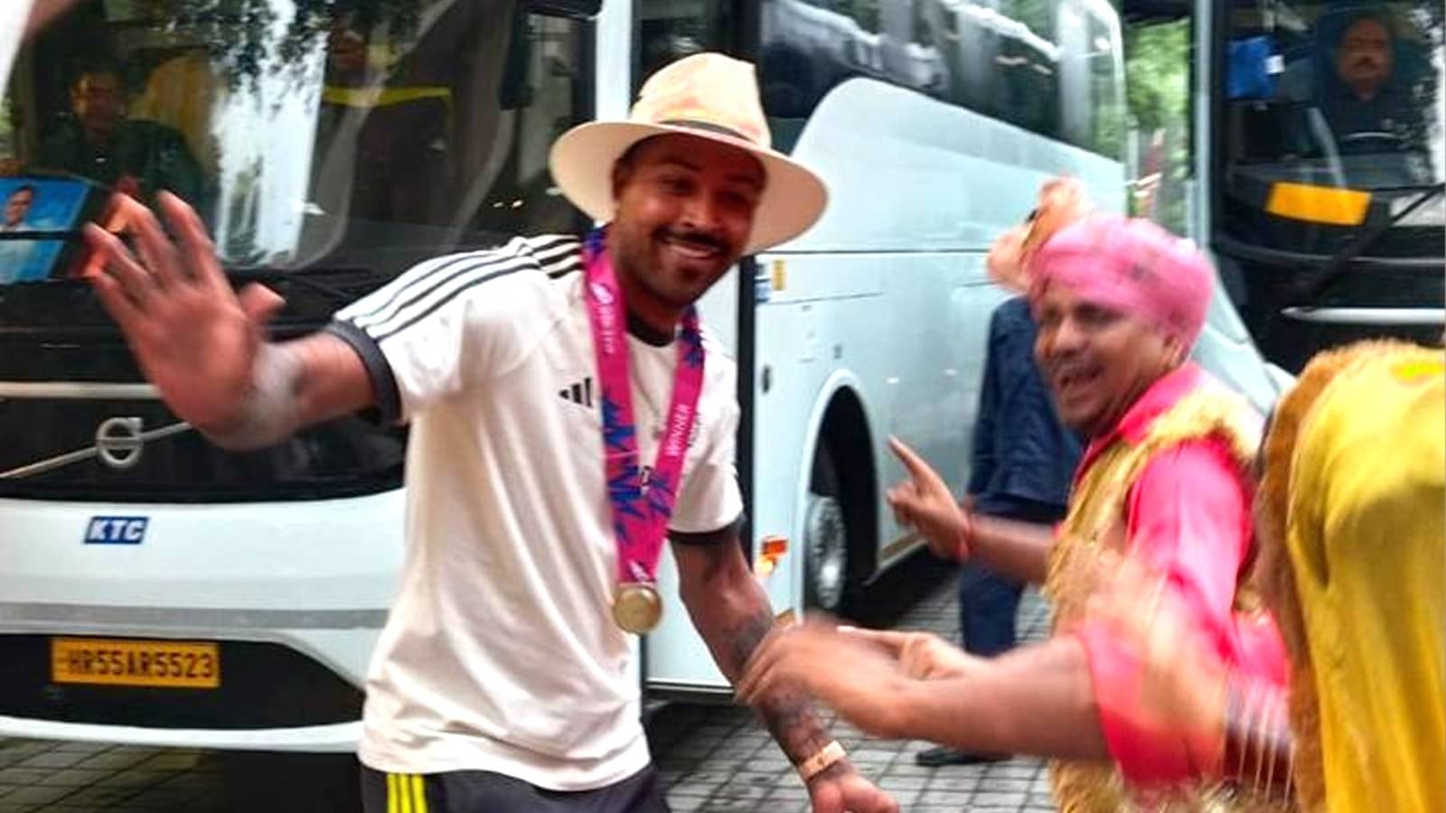 Description of the pic