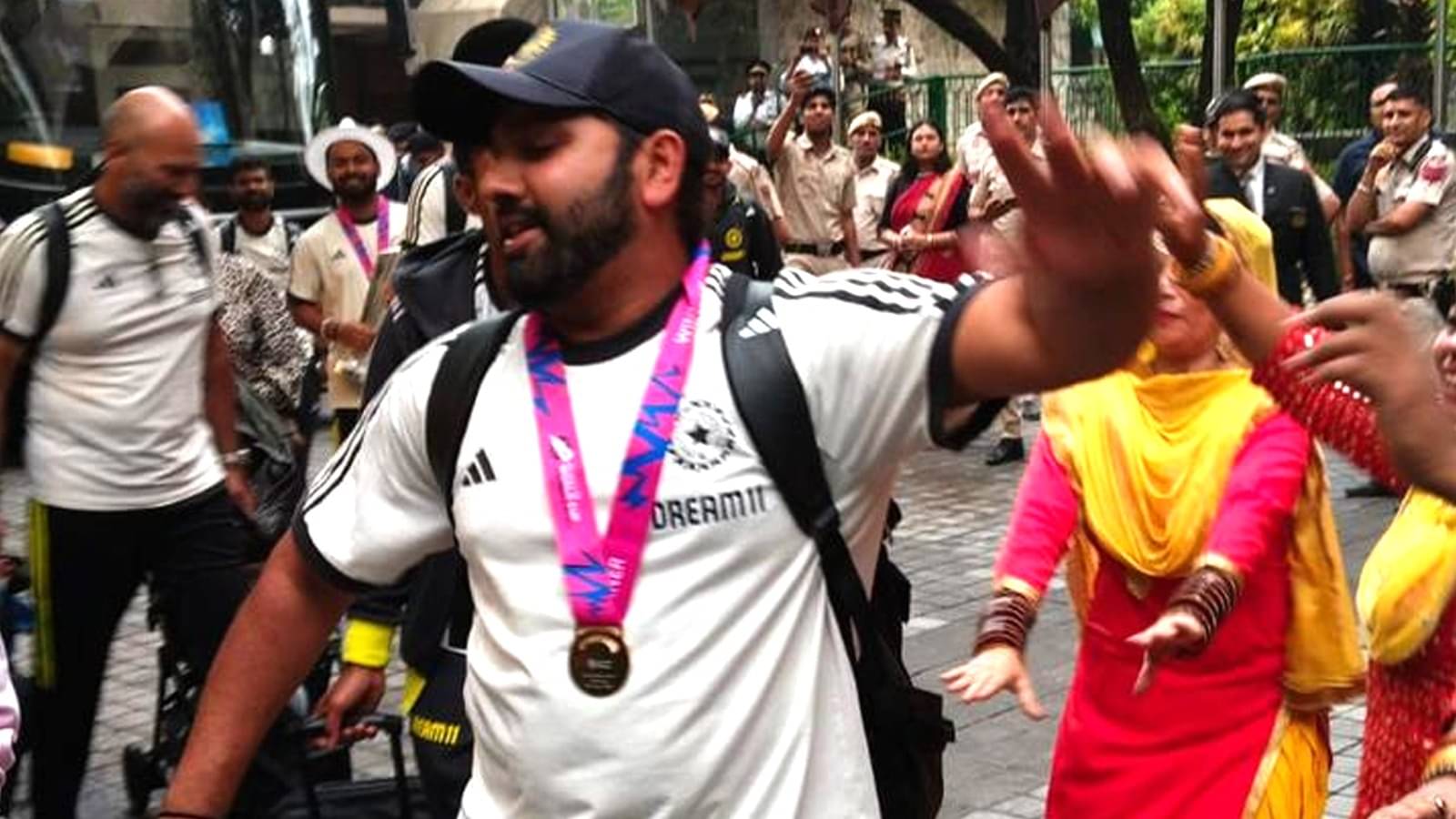 Description of the pic